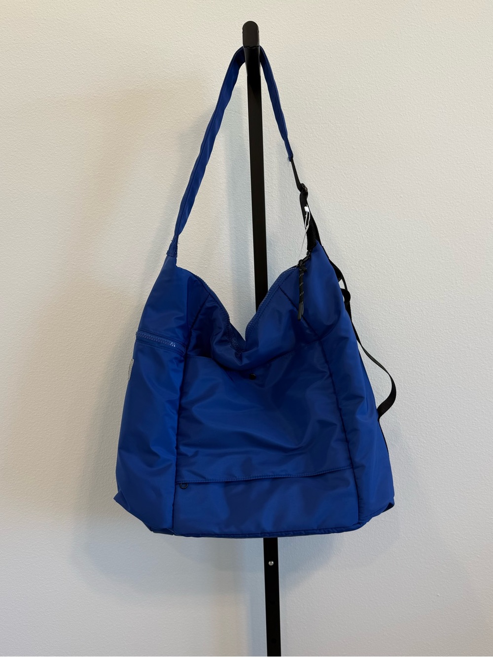 NWT Free People Movement No Time Zone Carryall Tote Electric Blue Athletic Yoga